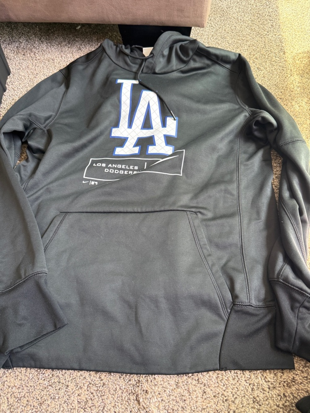Nike Men’s Los Angeles Dodgers Black Hoodie with Blue Logo